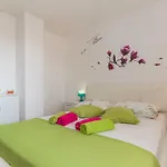 Adria بيت ضيافة 3*