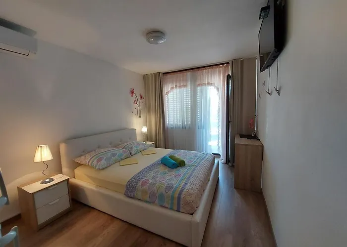 Πανσιόν Adria 3*