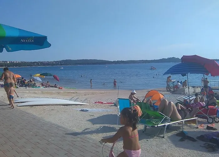 Adria Πανσιόν 3*