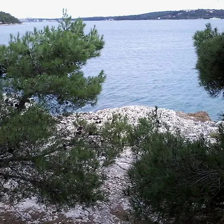 Adria 3*