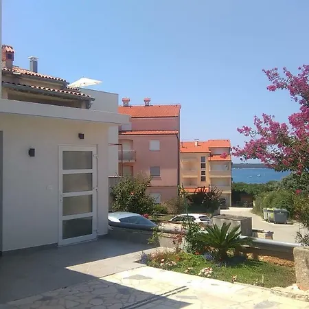 Adria 3* Pula