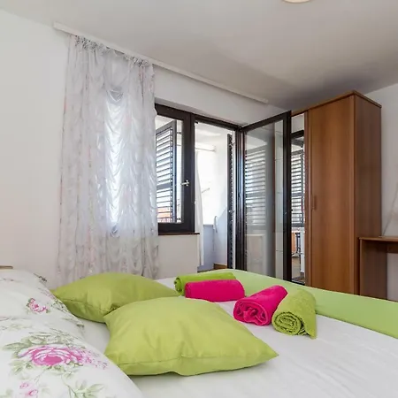 Adria Pensión 3*
