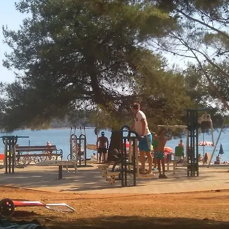 ゲストハウス Adria プーラ