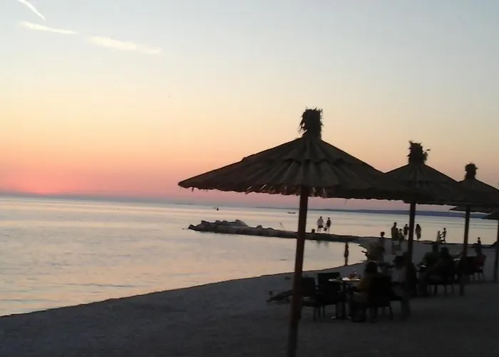 Guesthouse Adria 3* Pula