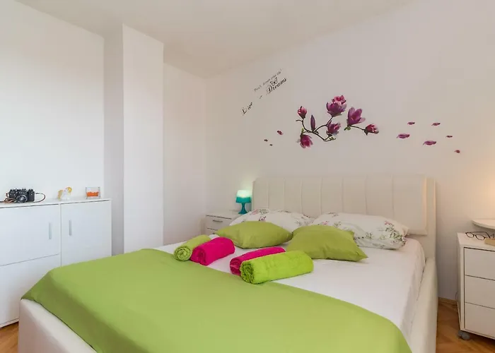 Guesthouse Adria Guest house 3*